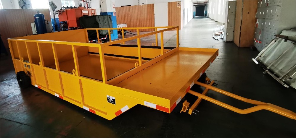 机身千斤顶拖车