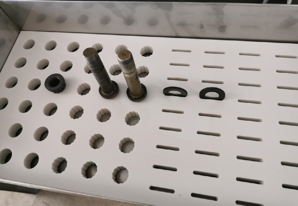 主轮螺铨定位放置盒