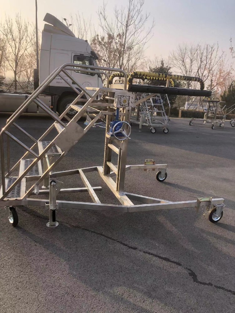 A320起落架工作梯